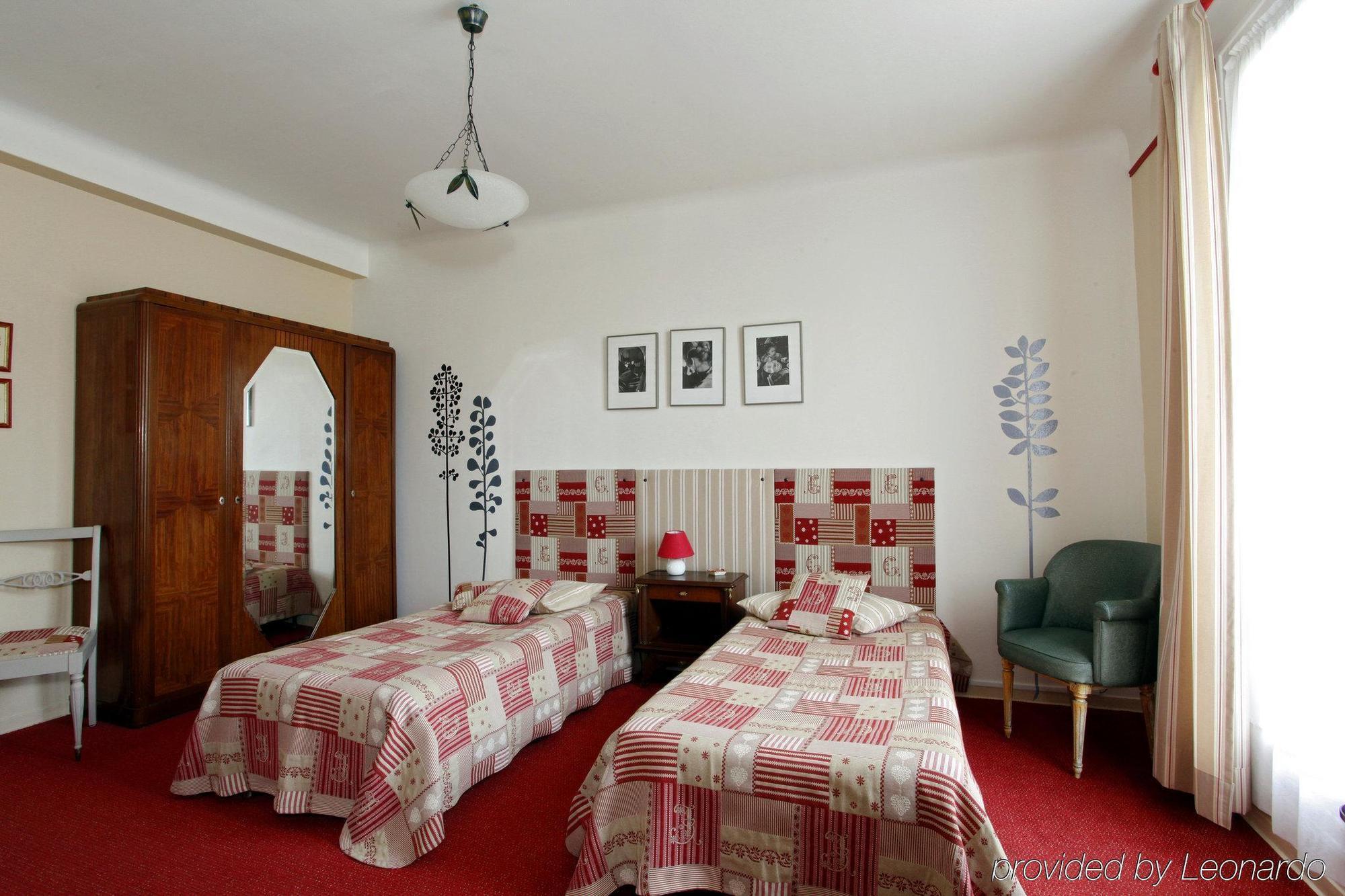 Hotel Bleu Riviera Cagnes-sur-Mer Habitación foto