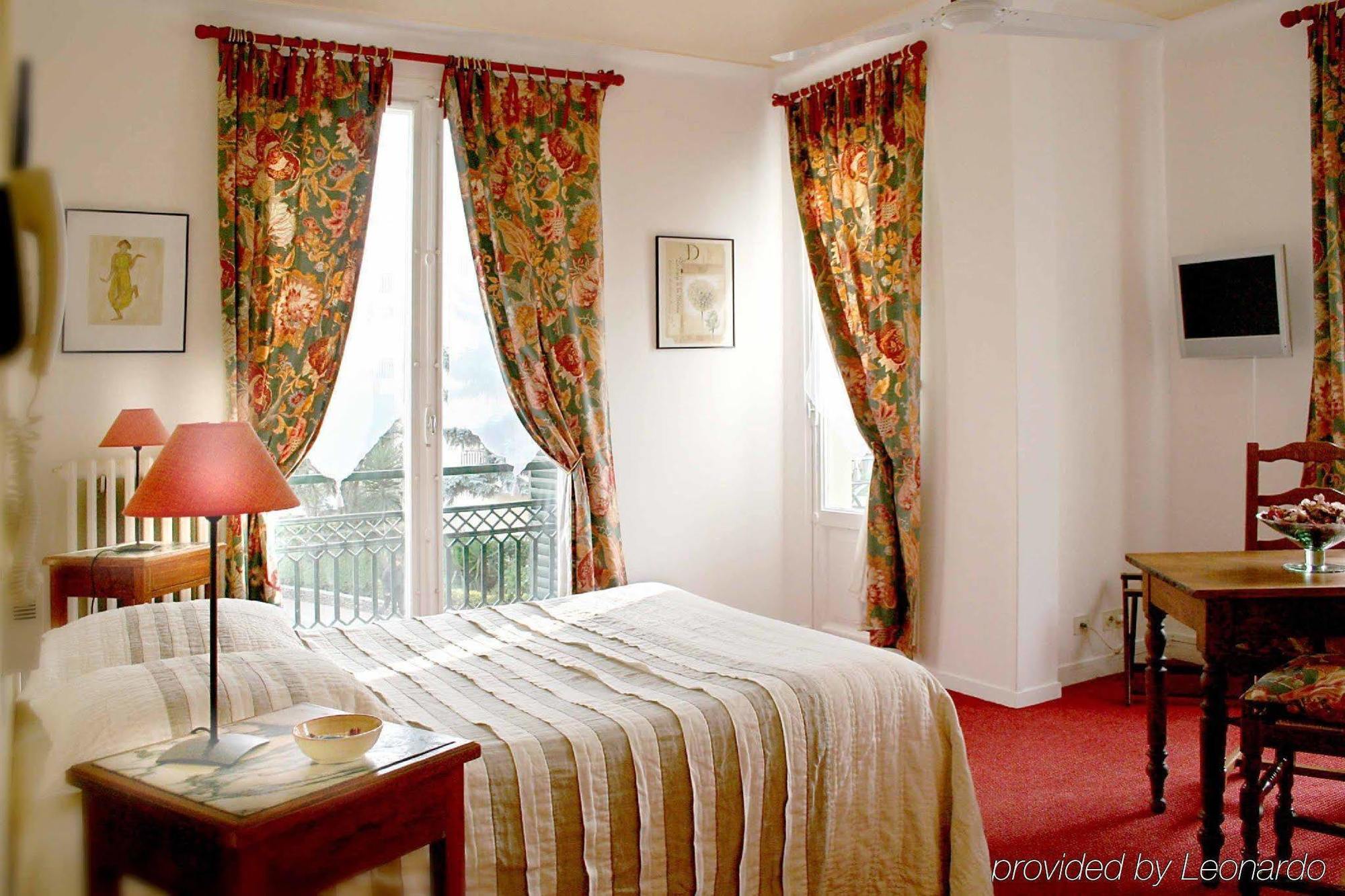 Hotel Bleu Riviera Cagnes-sur-Mer Habitación foto